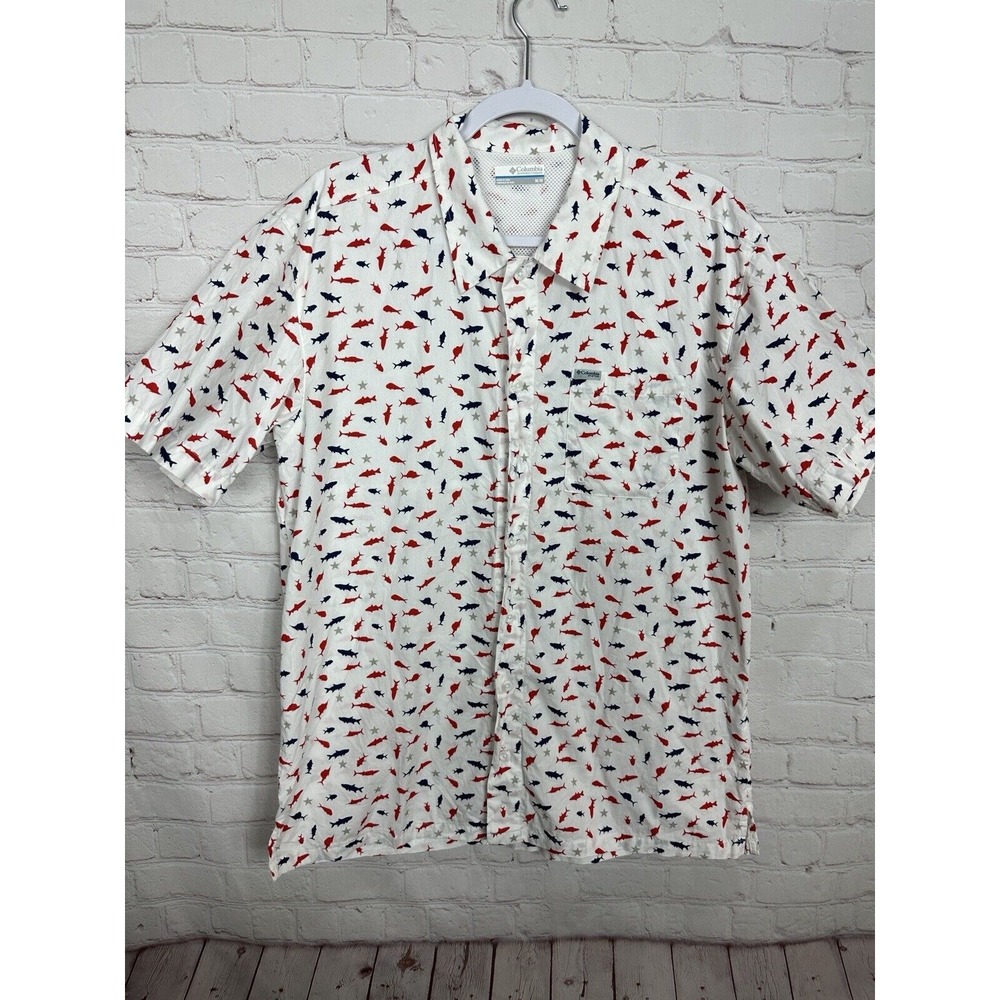 Columbia PFG red white blue sharks short sleeve button up vented shirt sz M